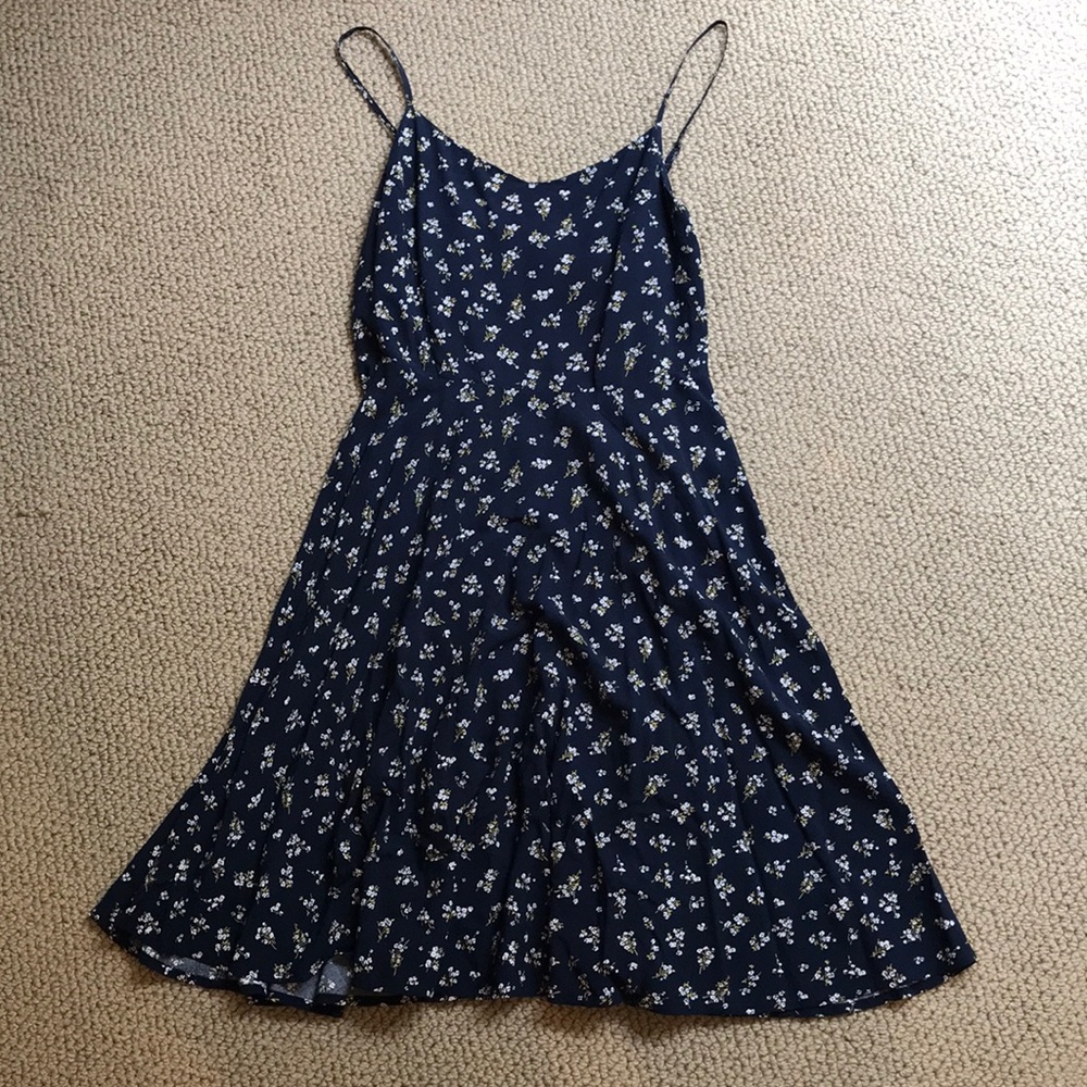 Blue flower patterned maxi dress